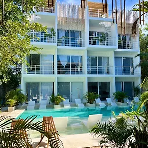 peaceful-studio-tulum.allrivieramayahotels.com/